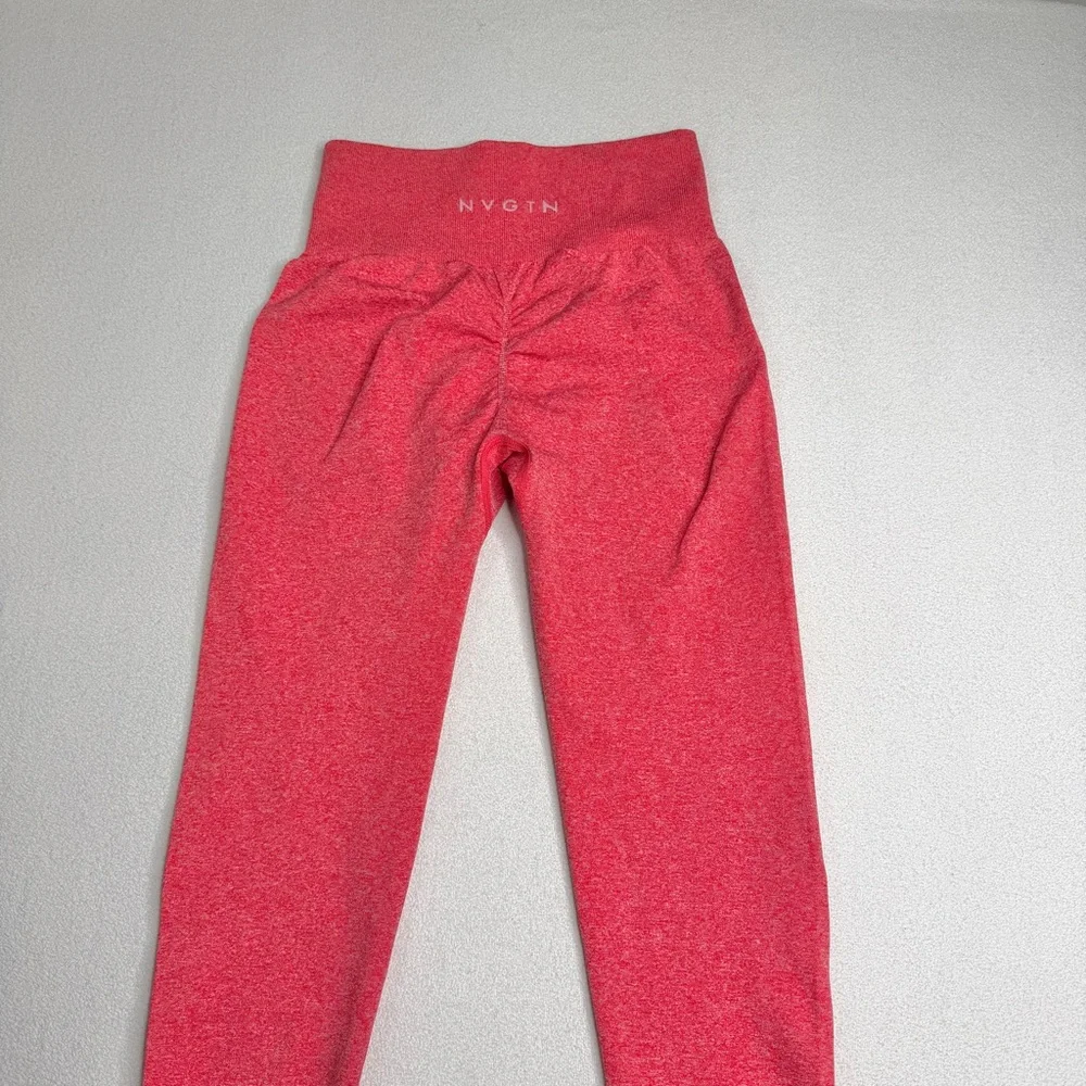 NVGTN Candy Apple Scrunch Seamless Leggings🍎 - Picture 7 of 11